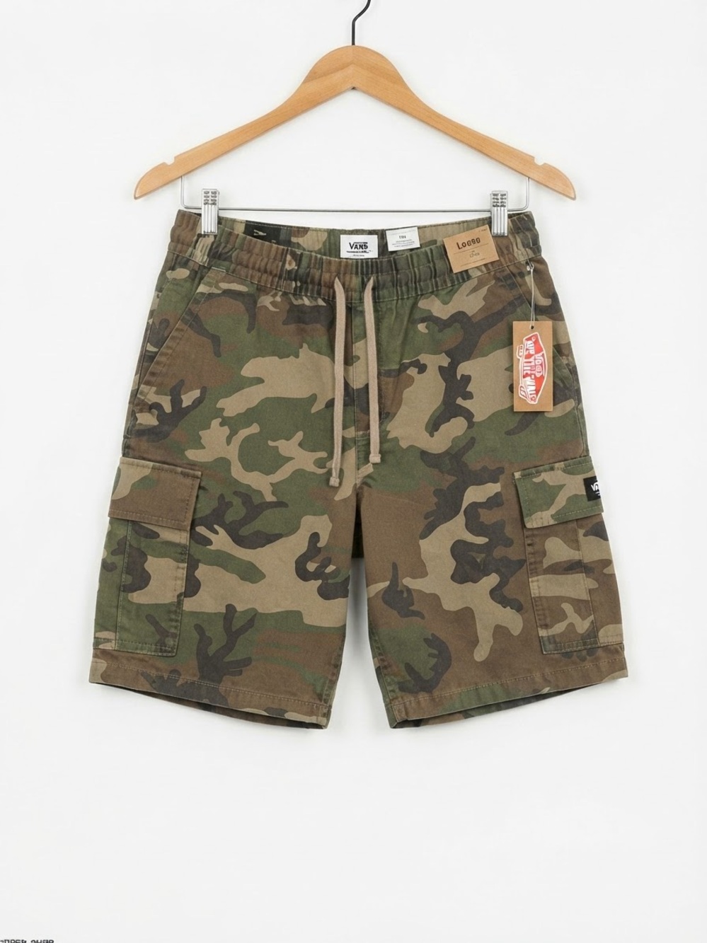 Men’s Vans Camo Cargo Shorts NWT Size XL